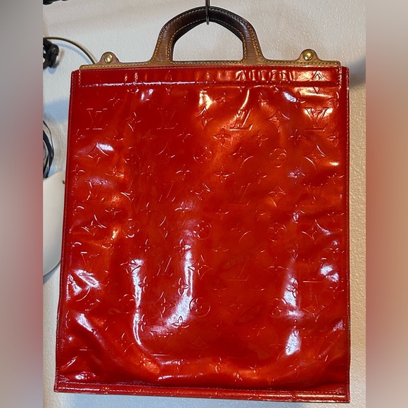 Vintage LOUIS VUITTON Vernis Leather Stanton Tote Bag Rouge - Picture 6 of 14